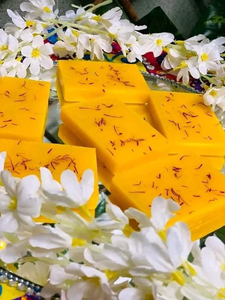 Saffron Handmade Soap-100 gm- Regular (Unpacked/Raw/hand cut)